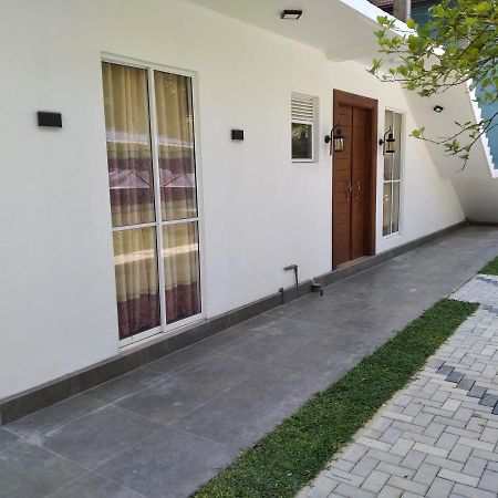 Golden Villa Амбалангода Экстерьер фото