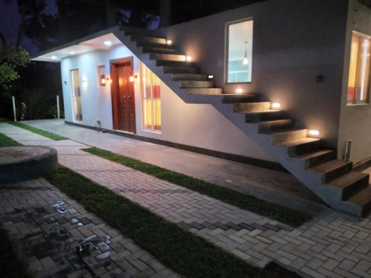 Golden Villa Амбалангода Экстерьер фото